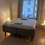 דירה Cozy 2 Bedroom In The Heart Of The טמפרה