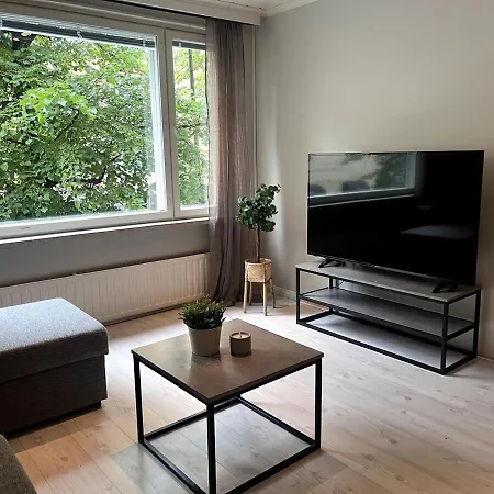 Cozy 2 Bedroom In The Heart Of The Appartement *