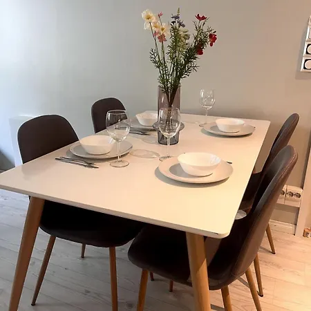 Cozy 2 Bedroom In The Heart Of The Tampere